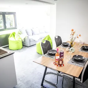 Bienvenue Dans Le Chartreuse 2 A 6 Couchages Cholonge